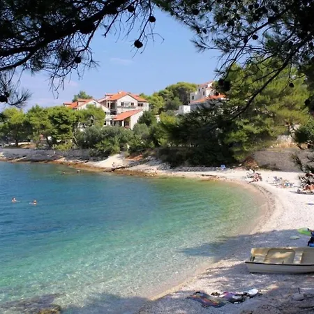 Apartment Jela - 50 M From